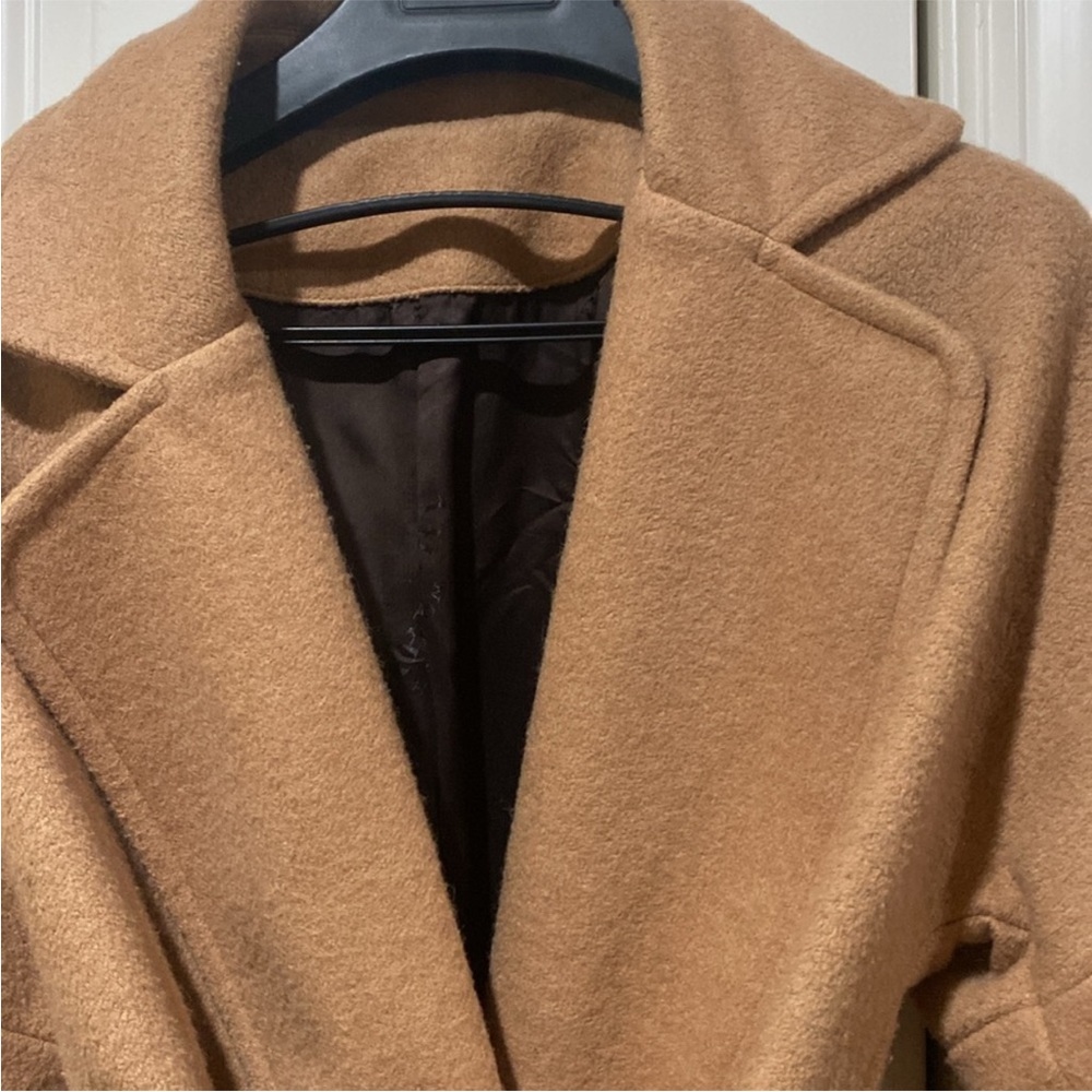 Custom made camel coat - Picture 8 of 9